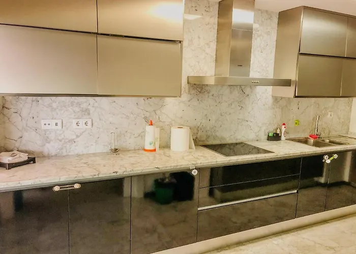 Apartamento Near The And Marina